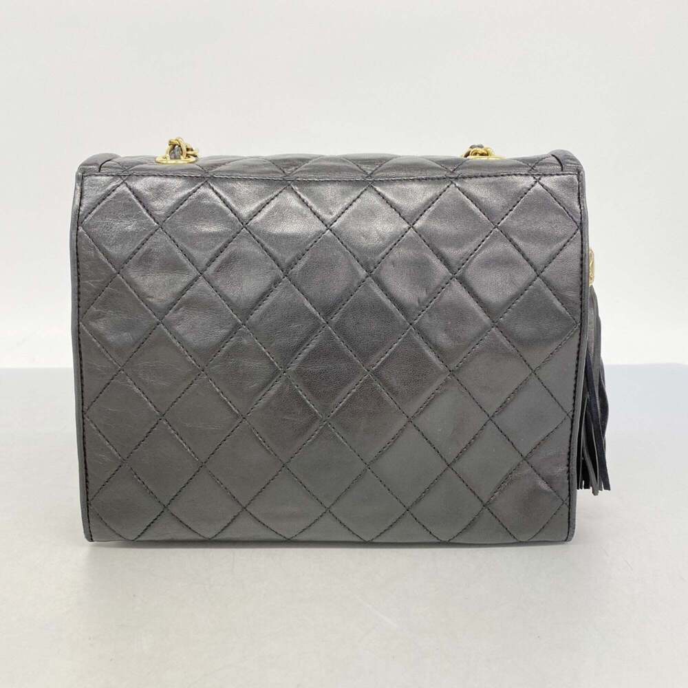 CHANEL Black Lambskin Leather Shoulder Bag - Picture 10 of 11